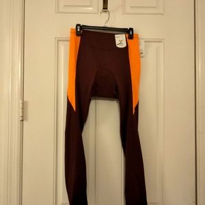 Xersion full length high rise bike leggings L